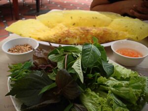 banh chao side ingredients